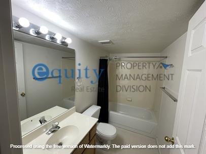 7661 S 520 E - Photo 4 of 15