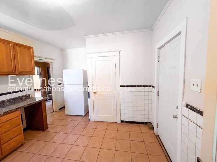 2022 Mclaran Ave - Photo 3 of 25