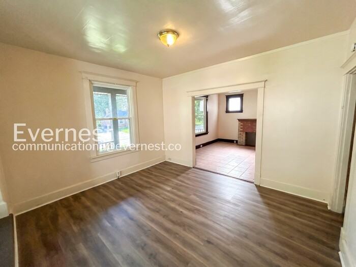 2022 Mclaran Ave - Photo 7 of 25