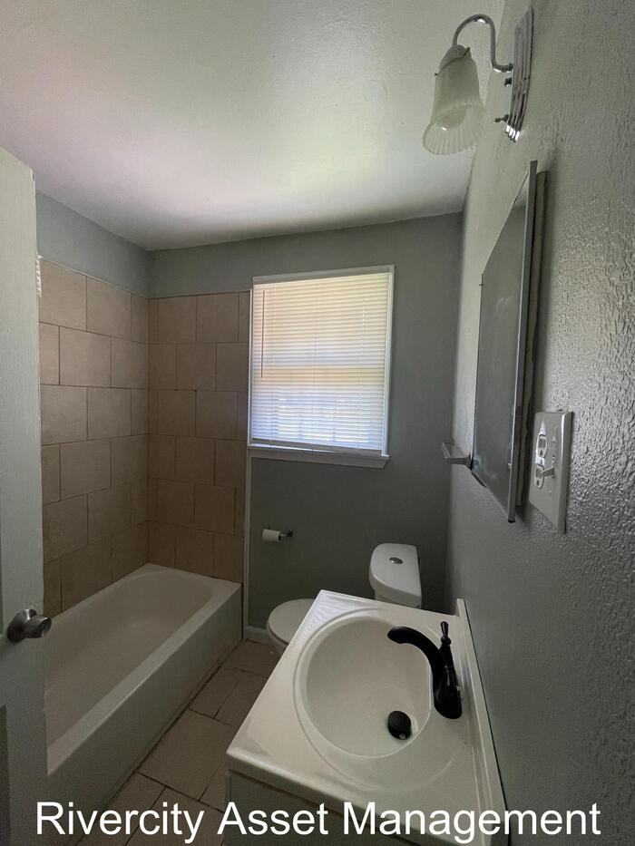 4317 Ferndale Rd - Photo 5 of 8