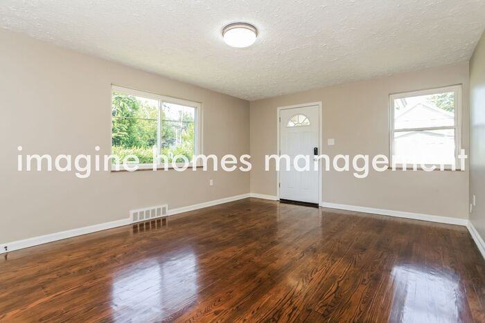 3999 S Whetzel St - Photo 4 of 13