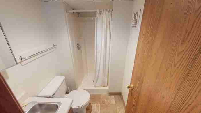 1510 E Thayer Ave #3 - Photo 2 of 10