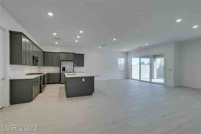 37 Charlotte Ridge Pl - Photo 5 of 50