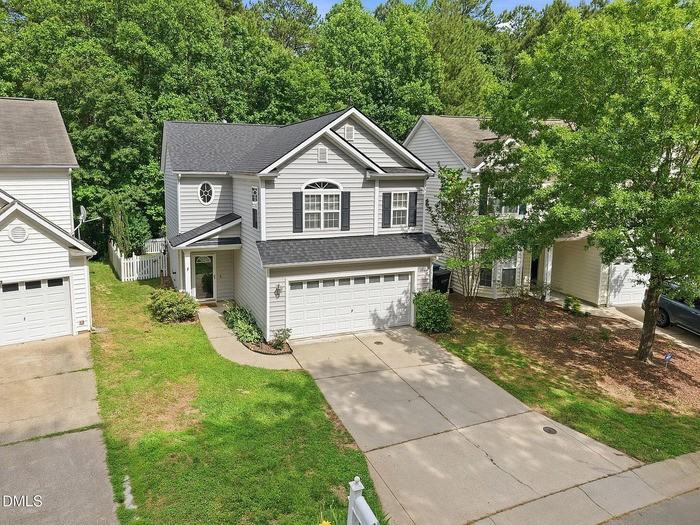 1411 Crimson Creek Dr - Photo 2 of 24