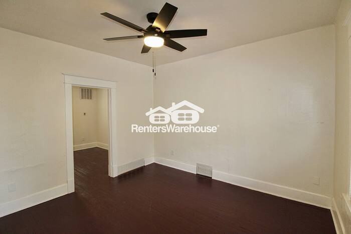 3962 S Cherokee St - Photo 5 of 24