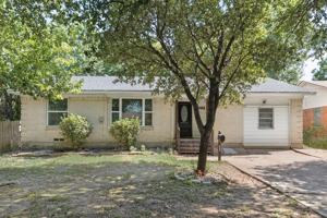featured image of 3404 Gray Dr