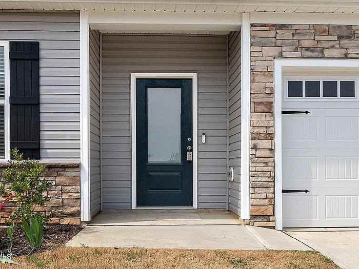 485 Access Dr - Photo 2 of 14