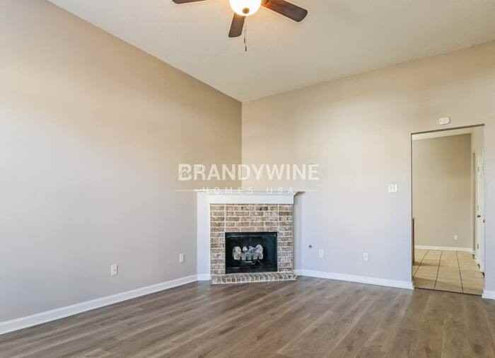 6843 Kerri Valley Ln - Photo 3 of 24