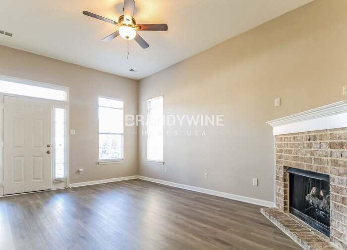 6843 Kerri Valley Ln - Photo 5 of 24