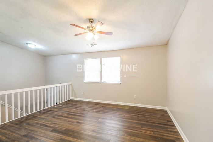 2037 Mallard Way - Photo 4 of 23