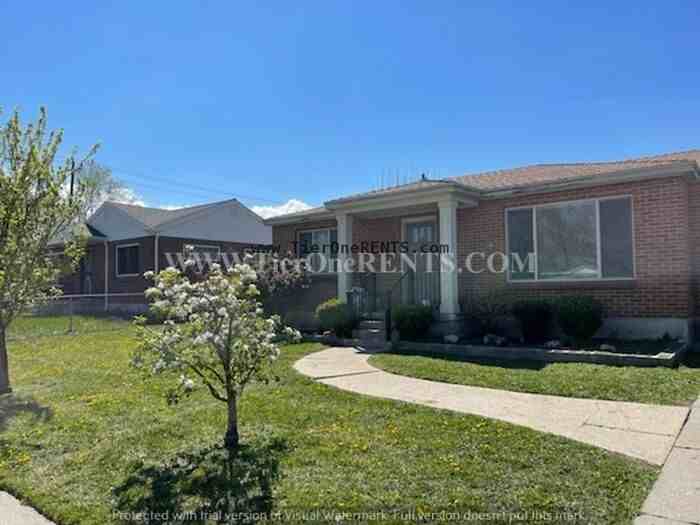 286 E Leslie Ave - Photo 3 of 14