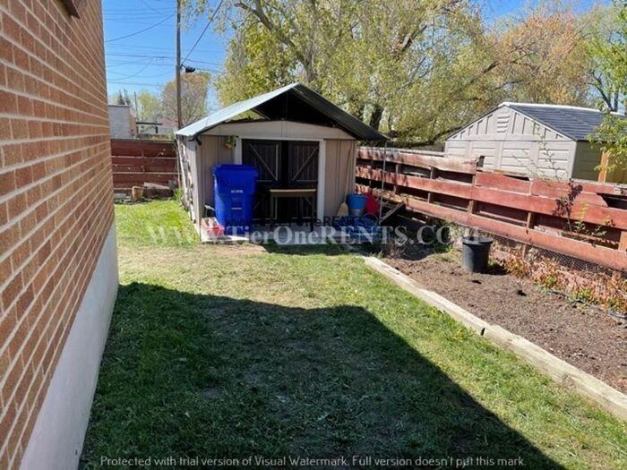 286 E Leslie Ave - Photo 4 of 14