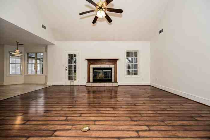 540 Pullin Rd - Photo 5 of 20