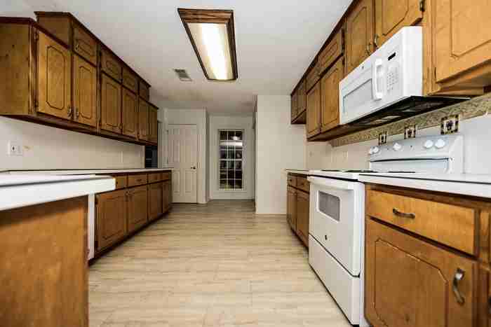540 Pullin Rd - Photo 7 of 20