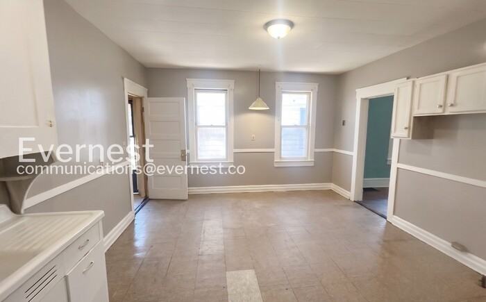 6401 Gertrude Ave #F - Photo 4 of 22
