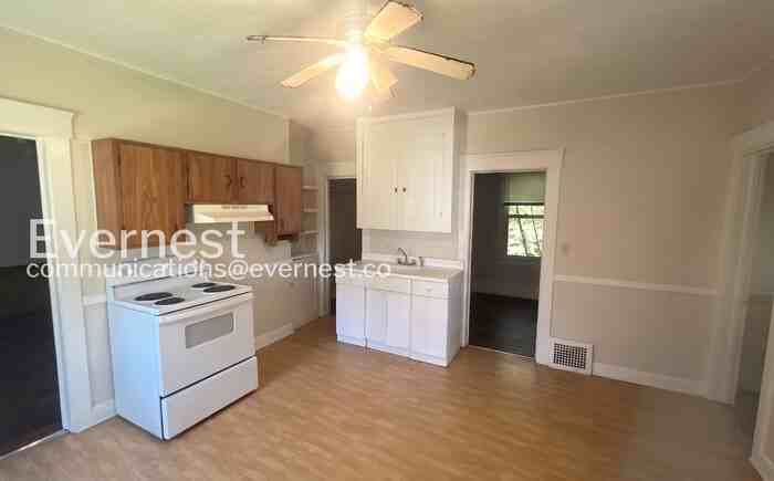6401 Gertrude Ave #R - Photo 3 of 28