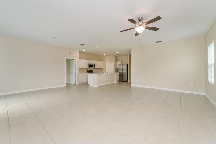 324 Kenilworth Dr - Photo 6 of 15