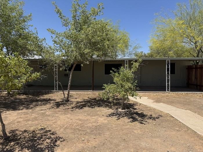16002 N 66th Dr - Photo 2 of 18