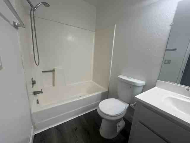556 N Lincoln Ave #32 - Photo 4 of 6