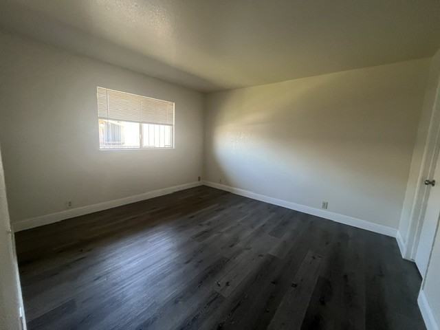 556 N Lincoln Ave #32 - Photo 5 of 6