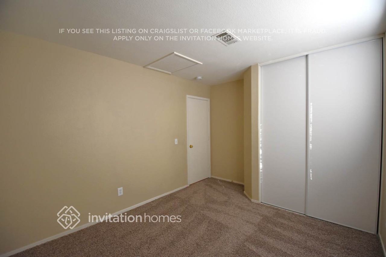 320 Montessa Ave - Photo 4 of 11
