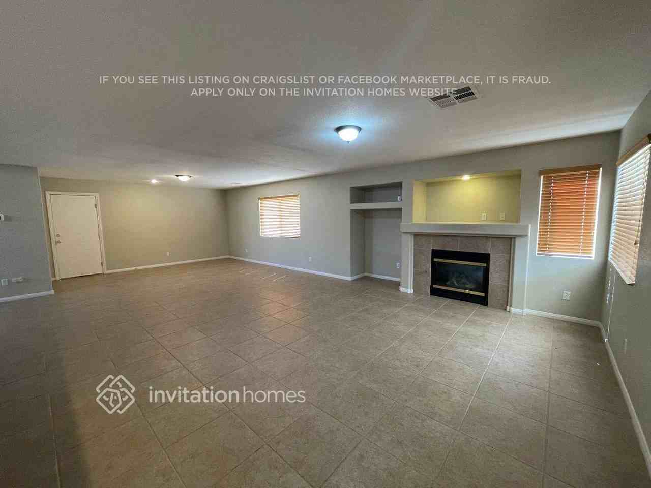 8104 Marin Pointe Ave - Photo 6 of 26