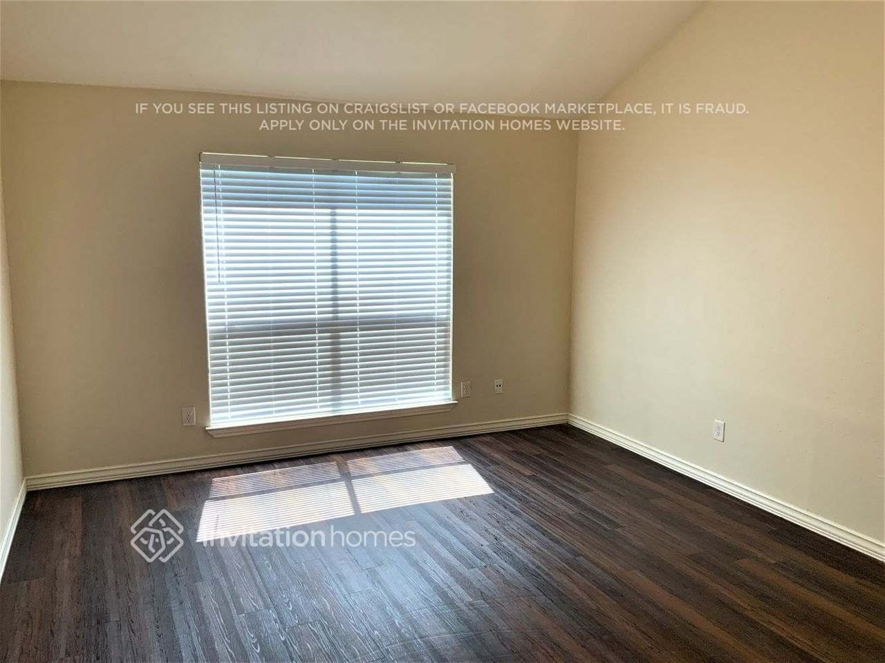 22731 Bridgewater Dr - Photo 7 of 13