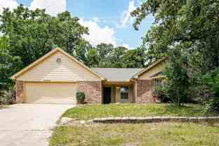 3908 Helmsford Dr - Photo 1 of 1