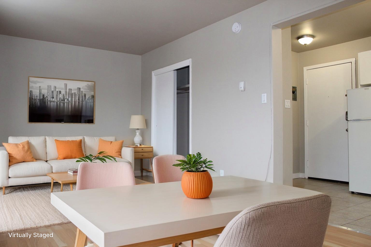 Erin Place - Photo 4 of 11