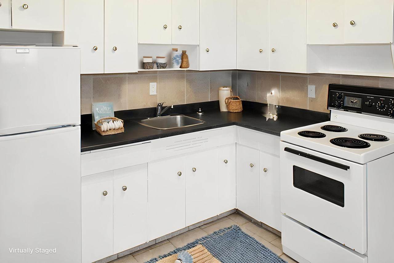 Erin Place - Photo 6 of 11