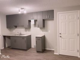 featured image of 2107 Graydon Hill Cres Sw