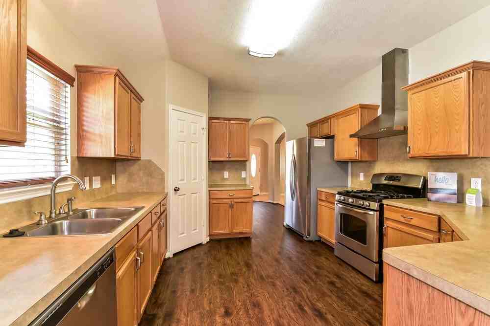 19607 Buckland Park Dr - Photo 4 of 16
