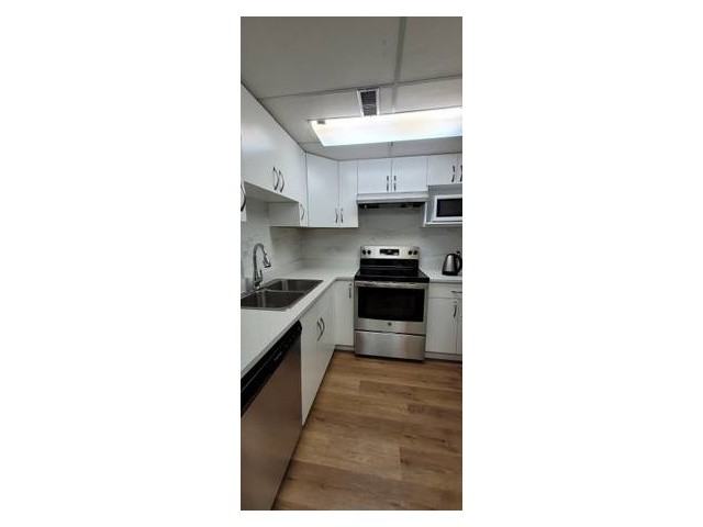 5640 Sardis Crescent - Photo 4 of 17
