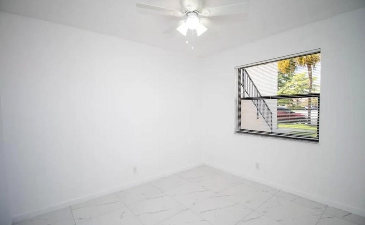 11430-11442 Building Coral Springs - Photo 7 of 23