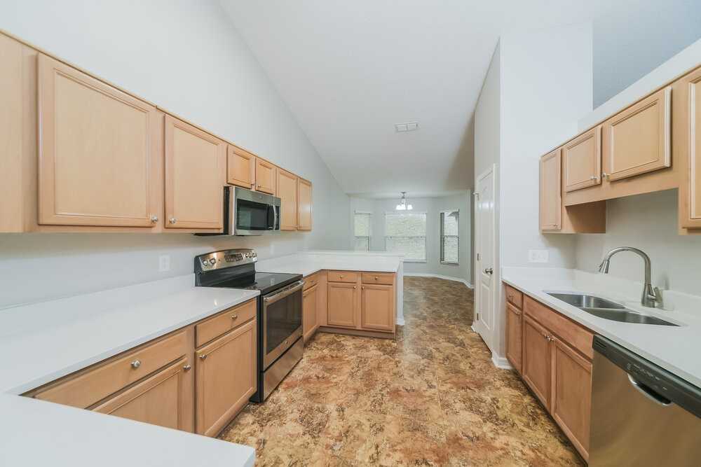 1923 Southern Oak Loop - Photo 7 of 16