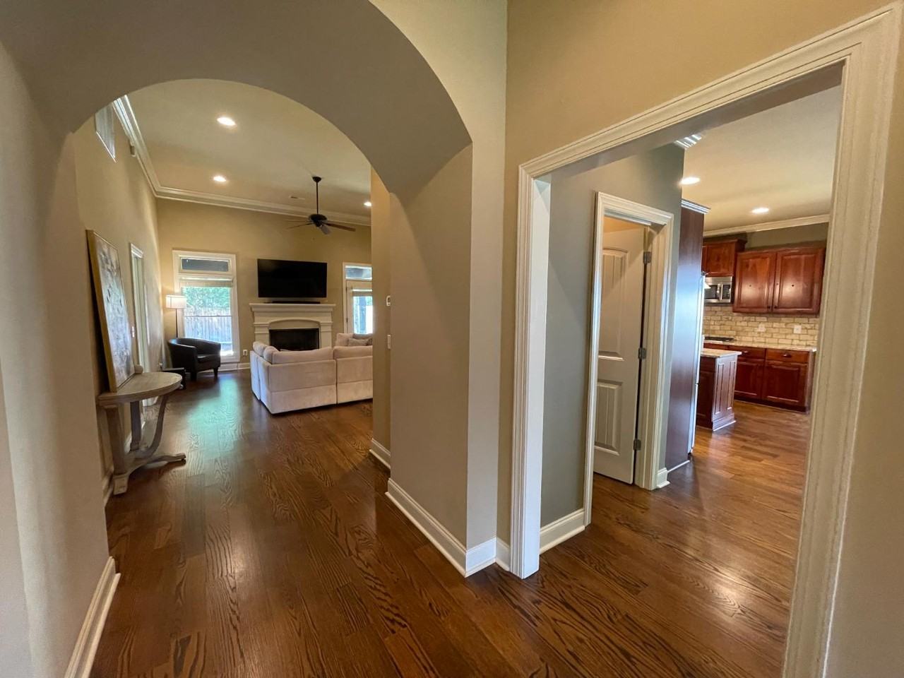 764 Oakdale Dr - Photo 6 of 12