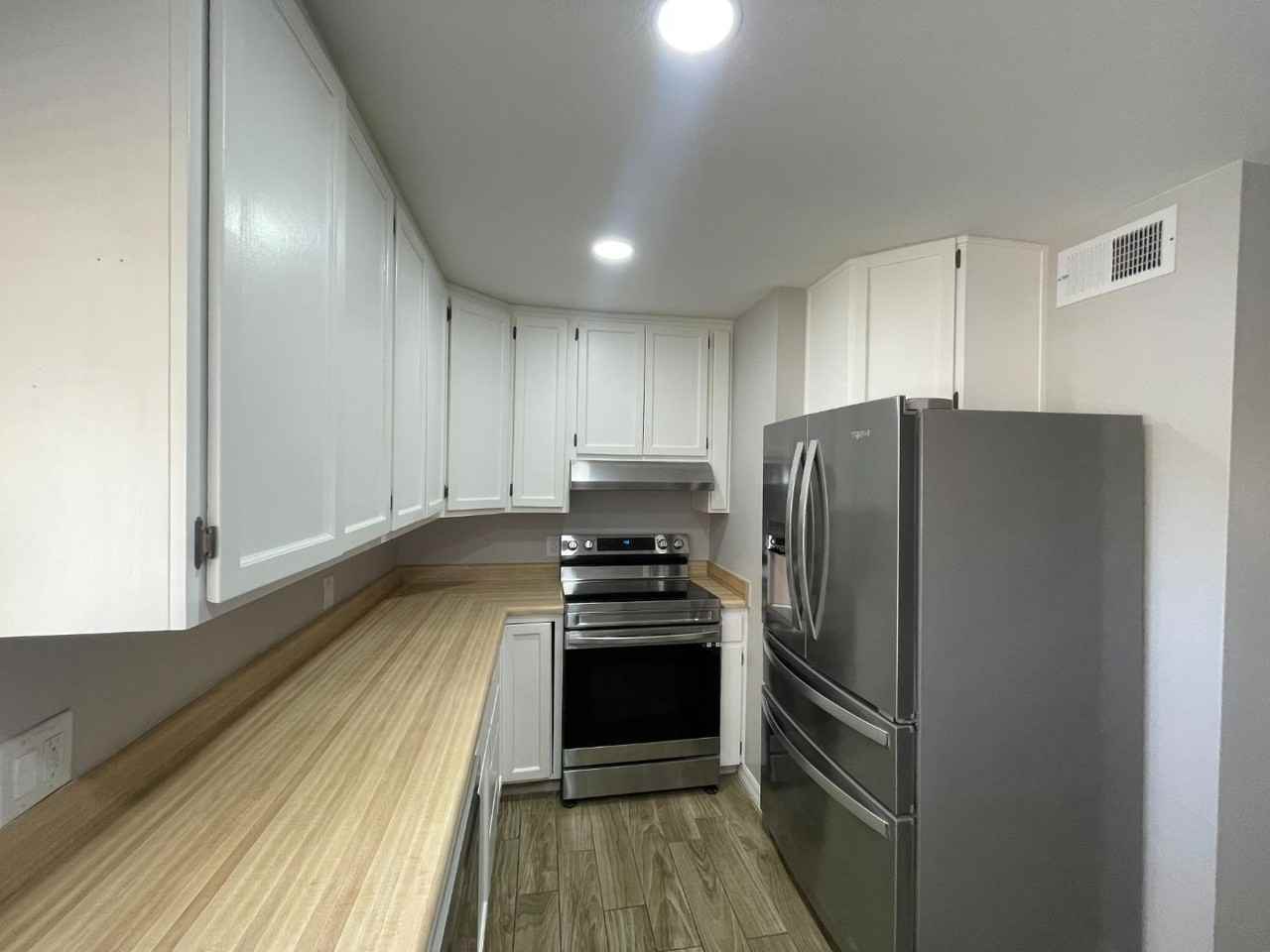 1303 Darlene Way - Photo 7 of 11