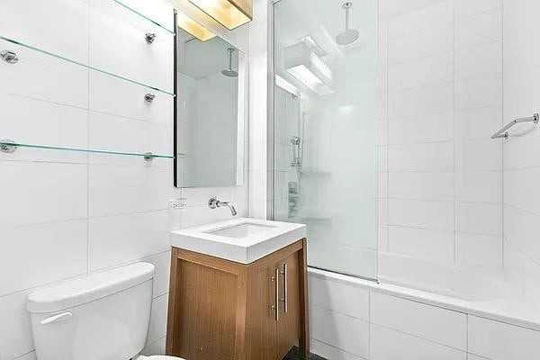 Greenwich St #629 - Photo 3 of 17