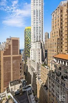 Wall St #32J - Photo 6 of 20