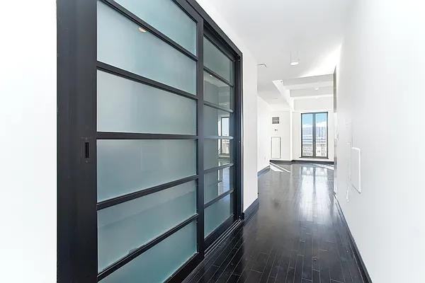 Pine St #PH41 - Photo 7 of 20