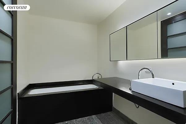 Pine St #607 - Photo 3 of 19