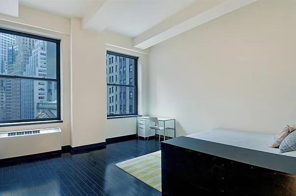 Pine St #607 - Photo 6 of 19