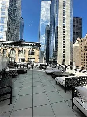 Greenwich St #6F - Photo 3 of 4