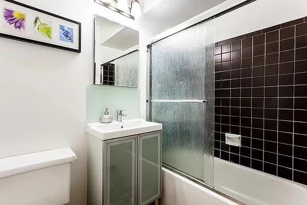 Water St #4F - Photo 3 of 20