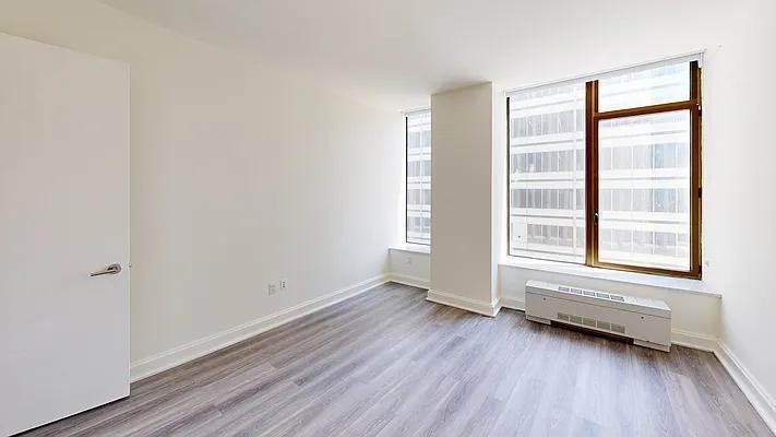 Hanover Sq #4E - Photo 2 of 8