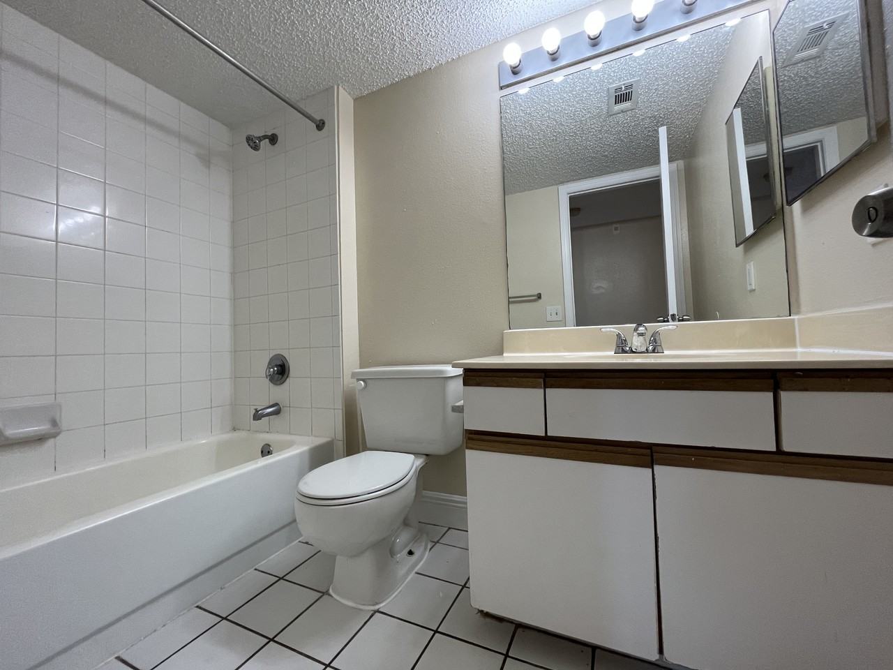 4015 W Mcnab Rd #499 - Photo 7 of 17
