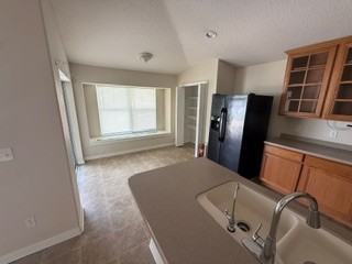 804 Leeshore Ct #1 - Photo 3 of 9