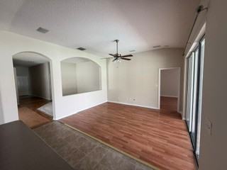 804 Leeshore Ct #1 - Photo 4 of 9