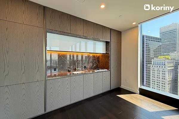 Greenwich St #64B - Photo 5 of 20