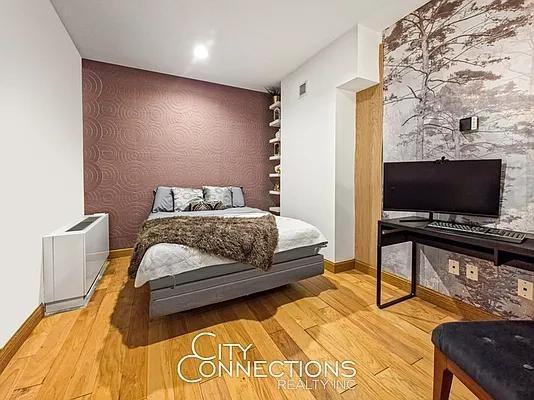 West St #16G - Photo 6 of 20